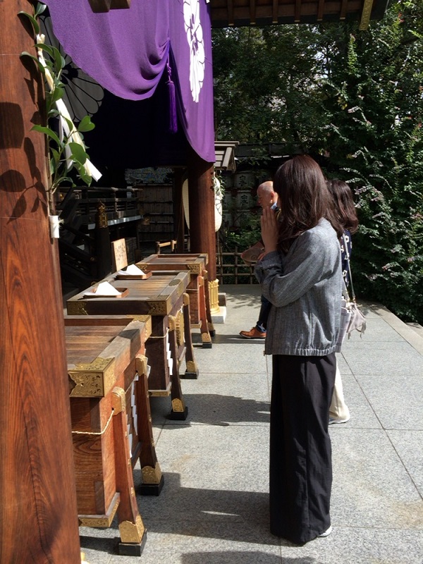 【神さまカタログ】女子力アップの太陽の神様東京大神宮に看板娘村長たんが取材してきた